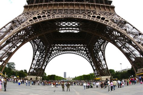 Eiffel Tower | Attractions in Tour Eiffel, Paris