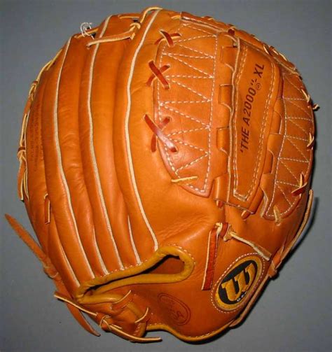 Wilson A2000 XL 1 Back | A2000 & A2001 | Wilson | Baseball Glove Collector Gallery | Baseball ...