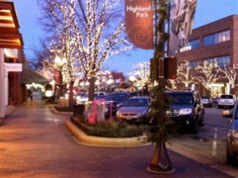 Spend the Holiday Season in Downtown Highland Park | Highland Park, IL Patch