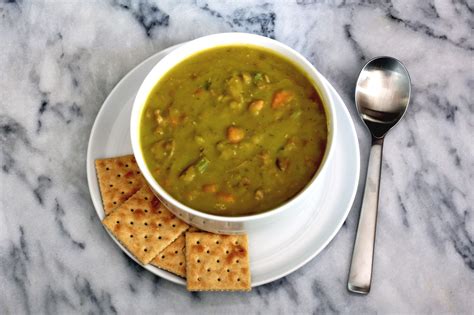 French Canadian-Style Crock Pot Split Pea Soup Recipe