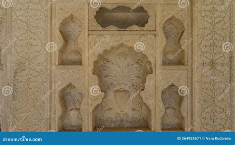 Details of the Architecture of the Ancient Amber Fort Stock Image - Image of statue, jaipur ...