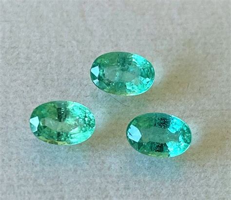 3 pcs Verde Esmeralda - 1.21 ct - Catawiki