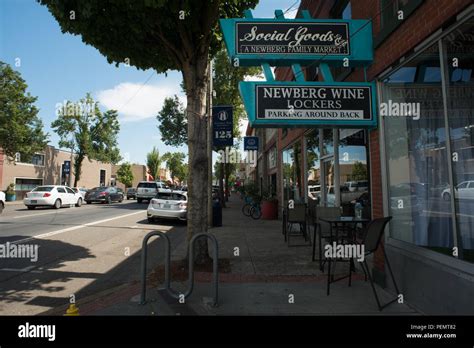 Newberg oregon hi-res stock photography and images - Alamy