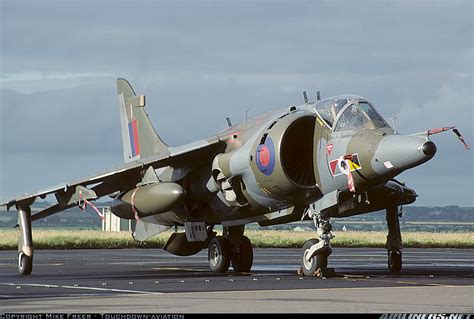 Hawker Siddeley Harrier GR3 - UK - Air Force | Aviation Photo #1578221 ...