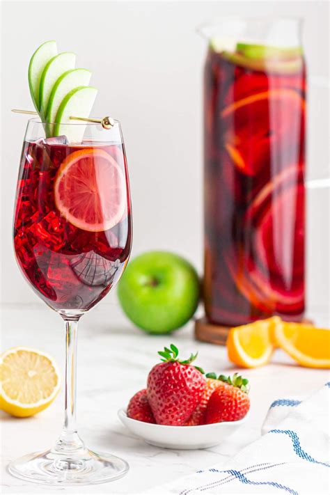 Non Alcoholic Sangria Mocktail Recipe | Easy Virgin Sangria