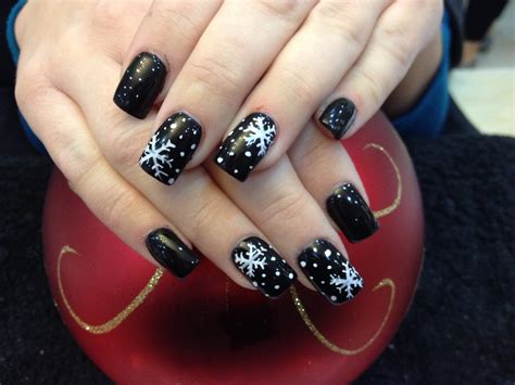 Acrylic nails with black gel polish and white snowflakes | Flickr