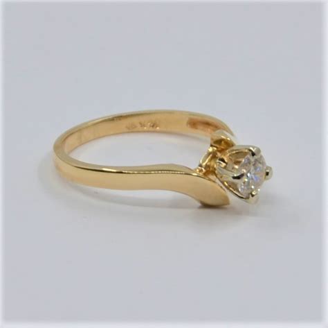 14k Yellow Gold Diamond Solitaire ring – Karat Gold