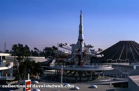 Davelandblog: Space Mountain Construction