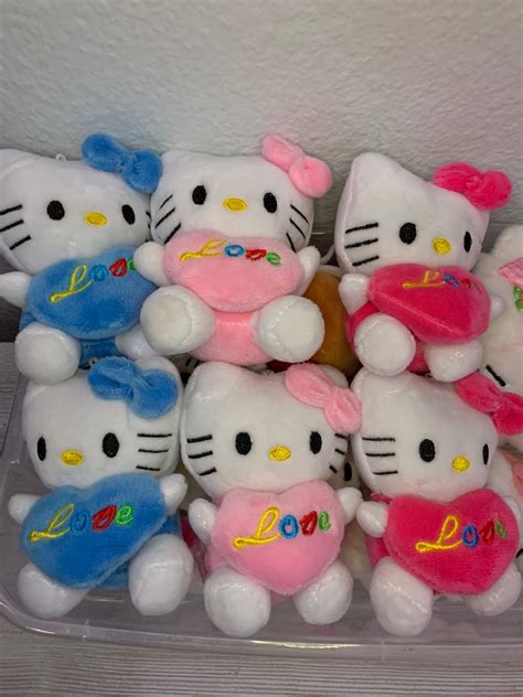 Hello Kitty Heart Plush – Hello Kitty Portal