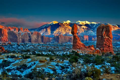 Arches National Park, Utah, USA - Traveldigg.com