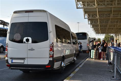 Perth Airport Shuttle Bus to City - Airport Transfers Perth