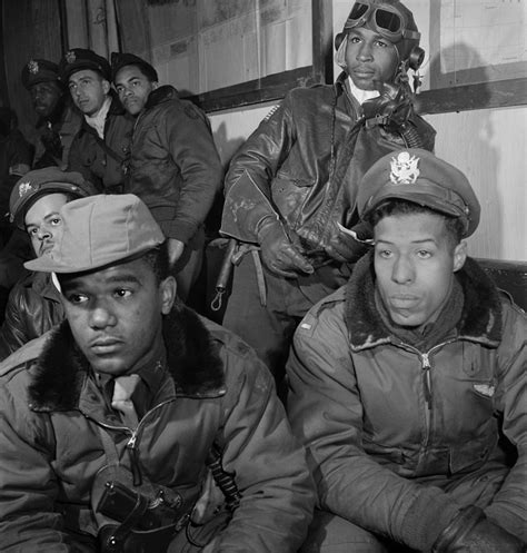 Wwii: Tuskegee Airmen, 1945 Photograph by Granger - Pixels