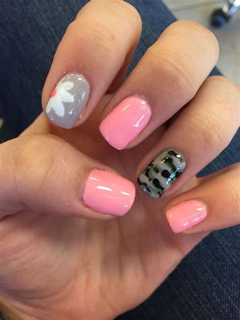 Light pink nails with camo and daisy design - gel manicure Light Pink ...