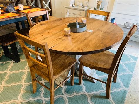 Round Rustic Farmhouse Table With Chairs Single Pedestal - Etsy