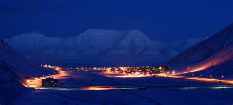 Ultima Thule: Winter in the Arctic, Summer in Antarctica