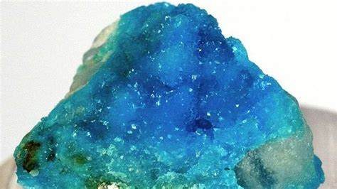 Turquoise | Mineral Properties, Uses and Occurrence