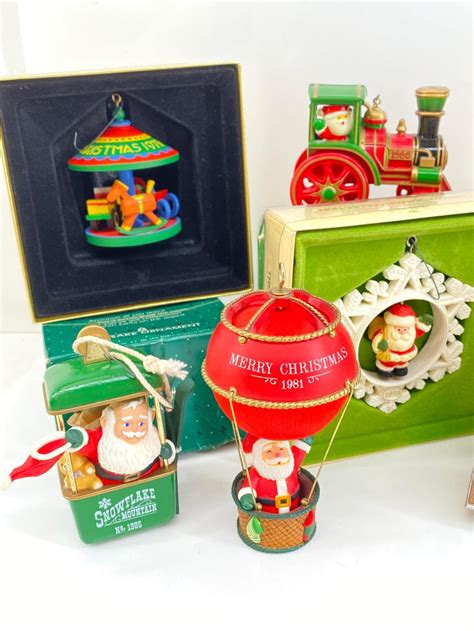 Lot - 8pc Hallmark Christmas Ornaments