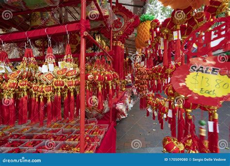 Chinese New Year Decorations in Singapore Editorial Image - Image of retail, crowded: 170509080