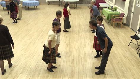 Scottish Country Dance - YouTube