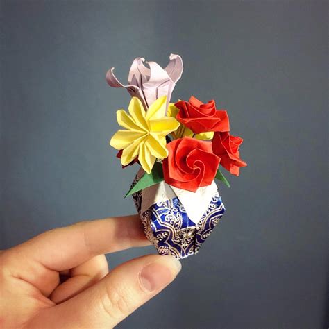 Origami Flower Bouquet for Beginners: A Step-by-Step Tutorial – easy origami tutorial