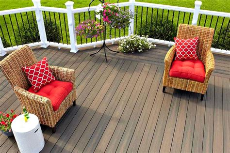 8 Popular Brands for Composite Decking