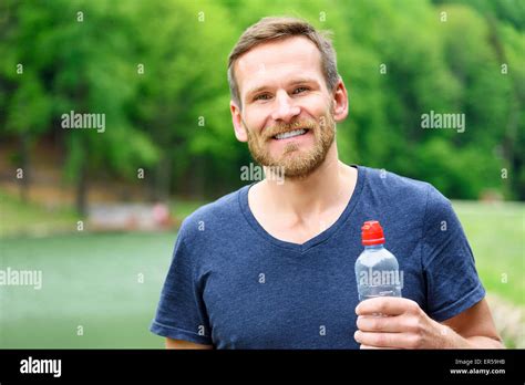 Sportsman drink hi-res stock photography and images - Alamy