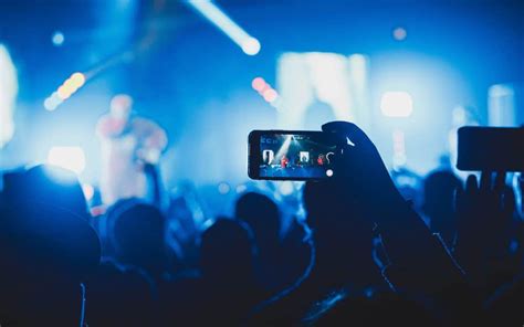 What You Need to Know About AR and VR Concerts | TickPick