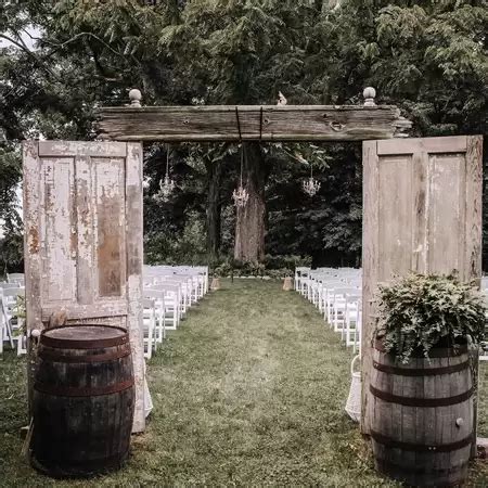 The Vintage Rose Barn - Wedding Venues - Zola