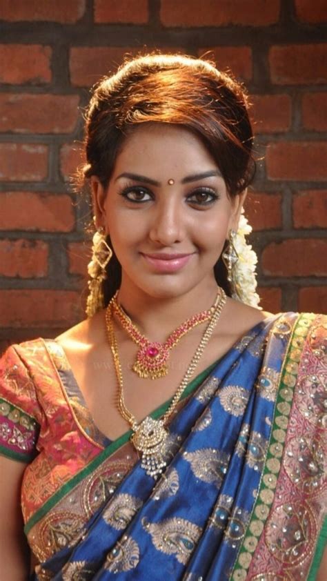 Mobile Wallpaper South Indian Actress Bhavani Reddy - Indian Actress In ...