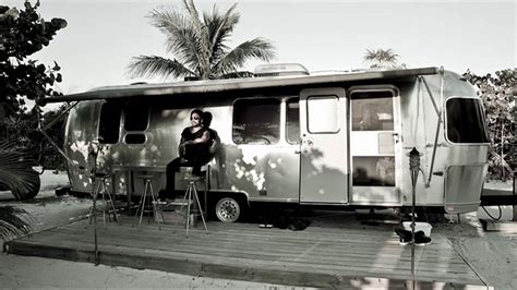 Why Rocker Lenny Kravitz Seeks Solace in an Airstream Trailer - Video