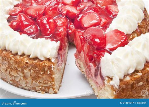 Strawberry Cake Slice Royalty Free Stock Photography - Image: 31101247