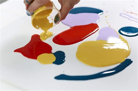 Best Gloss Mediums for Acrylic Paint Make Your Artworks Shine