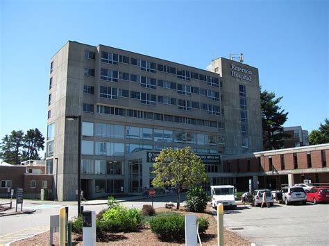 Emerson Hospital - Wikipedia