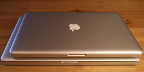 MacBook Pro 17" & 15" Dimension Comparsion | Designed by Ala… | Flickr