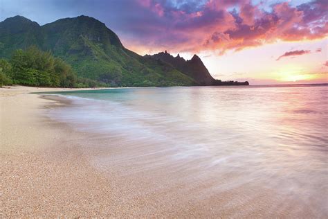 Kauai-tunnels Beach In Hawaii At Sunset Photograph by Wingmar