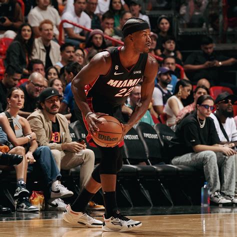 Through The Lens: Suns vs HEAT 11/14/22 Photo Gallery | NBA.com