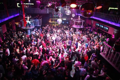 Nightlife Torrevieja | Bars and Nightclubs in Torrevieja | Rent a Car Best Price