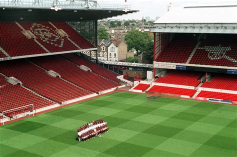 LONDON - Arsenal Stadium / Highbury (38,419 | 1913 - 2006) | Page 2 | SkyscraperCity Forum