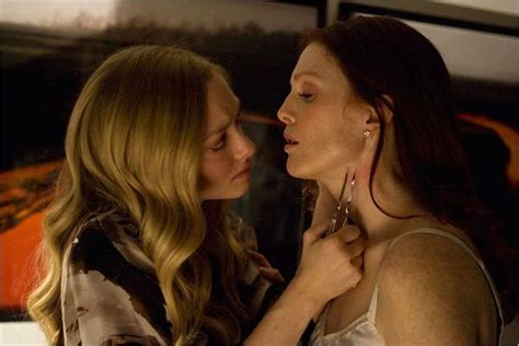 Julianne Moore and Amanda Seyfried | Amanda seyfried, Julianne moore ...