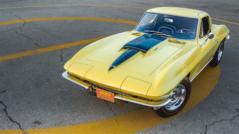 This Rare, ‘Holy Grail’ 1967 L88 Corvette Is for Sale for $4 Million – Robb Report