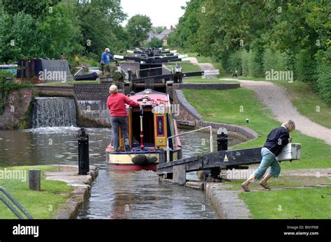 Narrowboat on Stratford-upon-Avon Canal at Lapworth Locks Stock Photo - Alamy