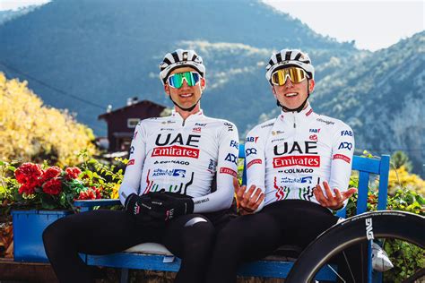 UAE Team Emirates presenta su nuevo uniforme para 2024 - Ciclismo ...