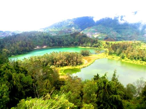 Sunrise from the hill, go up to Borobudur Temple & Dieng Plateau Tours ...