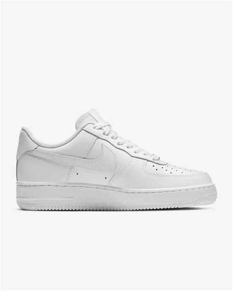 Nike Air Force 1 '07 Women's Shoes. Nike.com