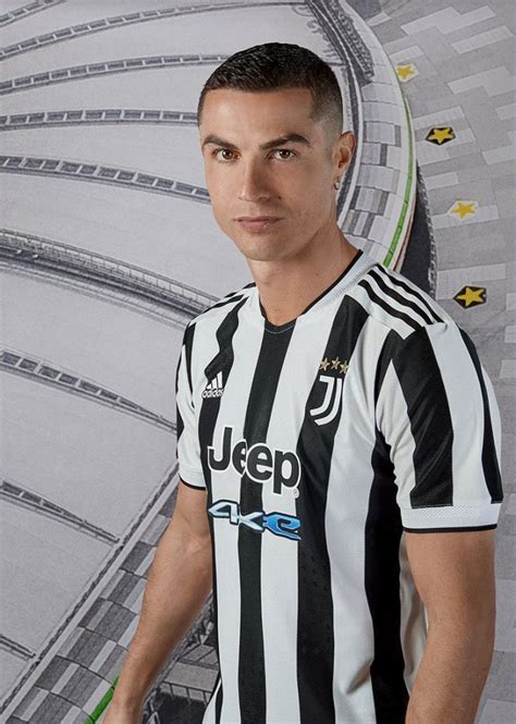 Le tre maglie adidas della Juventus 2021/22