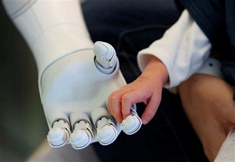 Few Countries Reap Tech Benefits; Robots Define Health Care Future ...