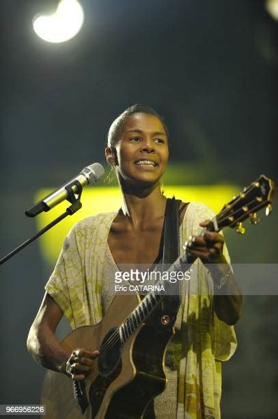 526 Ayo (Singer) Stock Photos, High-Res Pictures, and Images - Getty Images