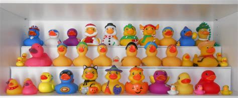 My Multi-Seasonal Rubber Duck Collection : r/rubberducks