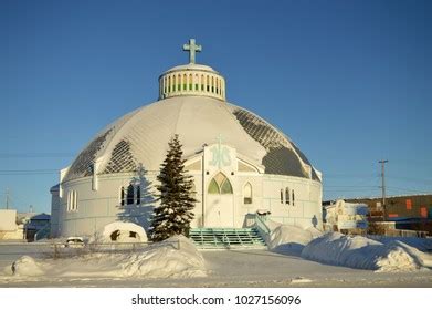 Igloo Church Inuvik Northwest Territories Stock Photo 1027156096 | Shutterstock