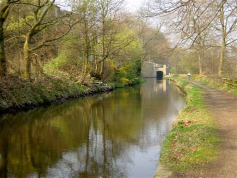 Uppermill to Dobcross 1 - Virtual canal trip along the Huddersfield Narrow Canal